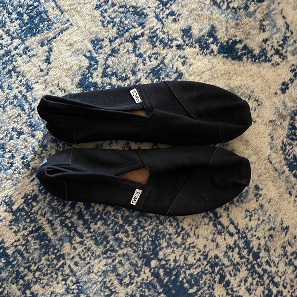 Black Toms